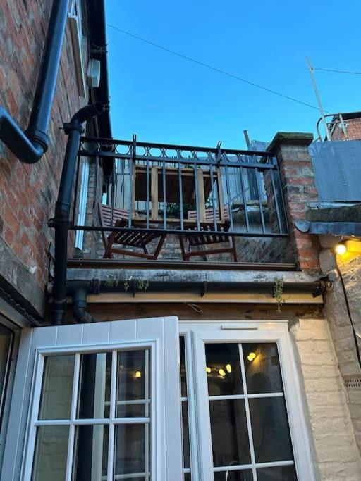 The Nook Lincoln Villa Exterior photo